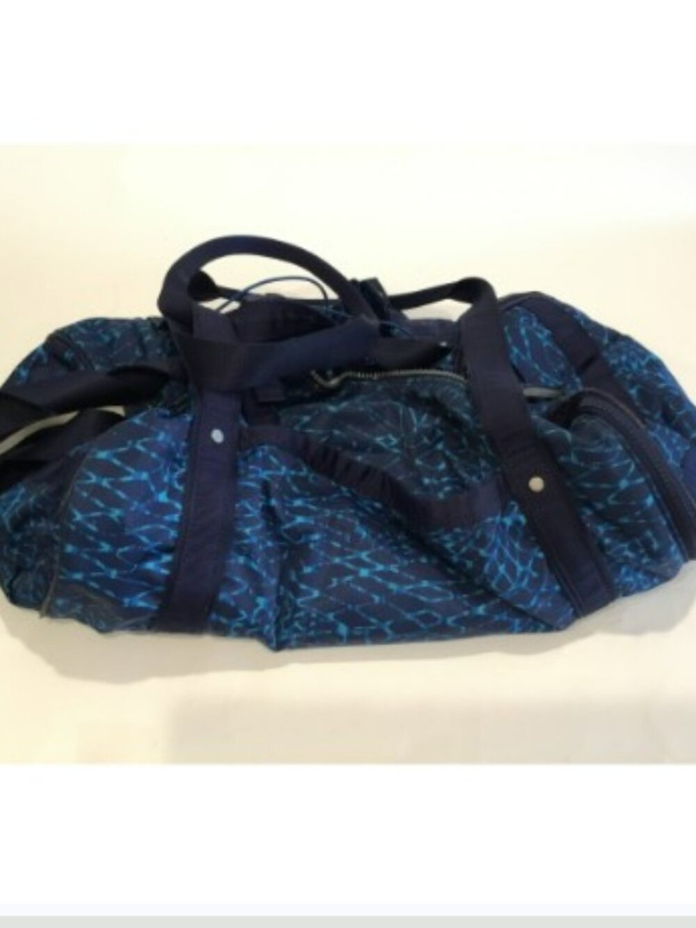 ✨ Lululemon Run Ways Duffel Bag Miss Mosaic Blue - Heavily Used ✨